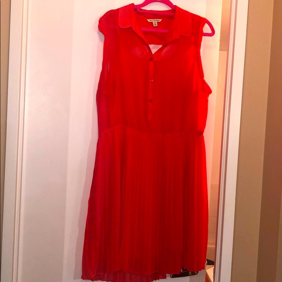 Summer dress. Red. American Eagle brand - Picture 3 of 9
